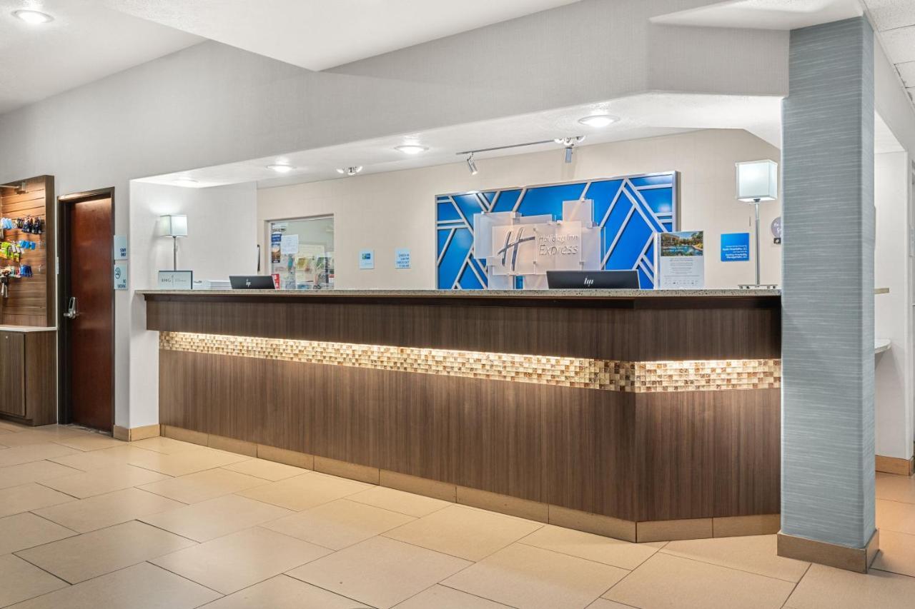 Holiday Inn Express Wenatchee By Ihg Esterno foto