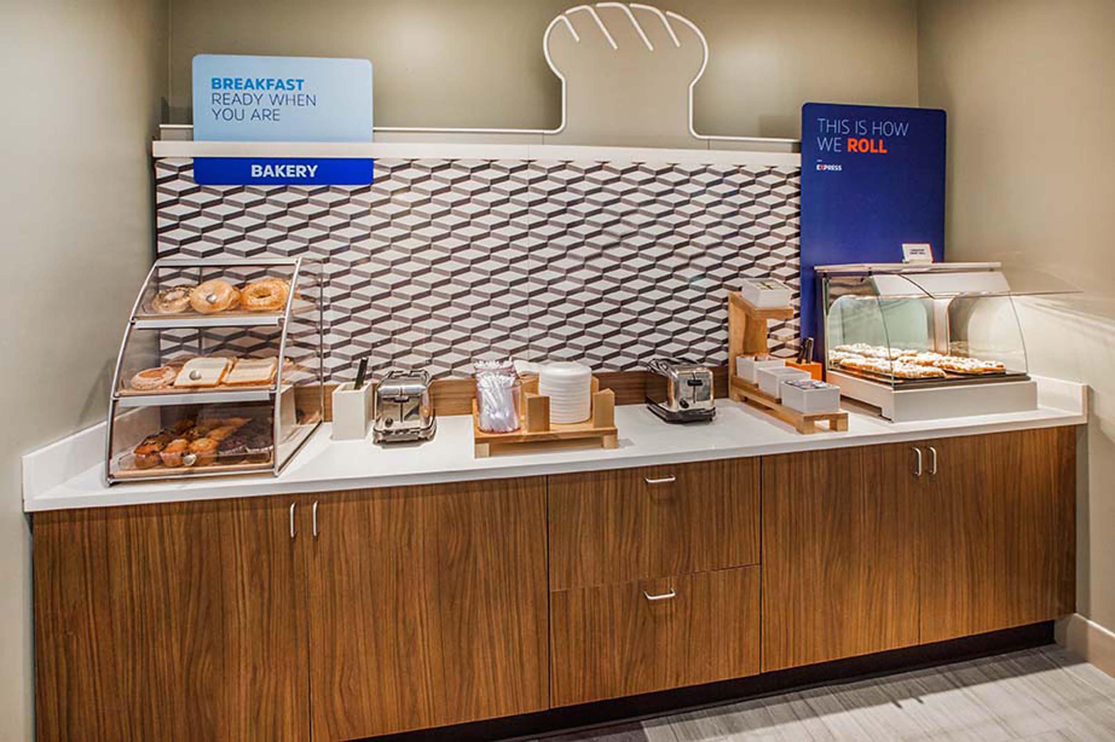 Holiday Inn Express Wenatchee By Ihg Esterno foto
